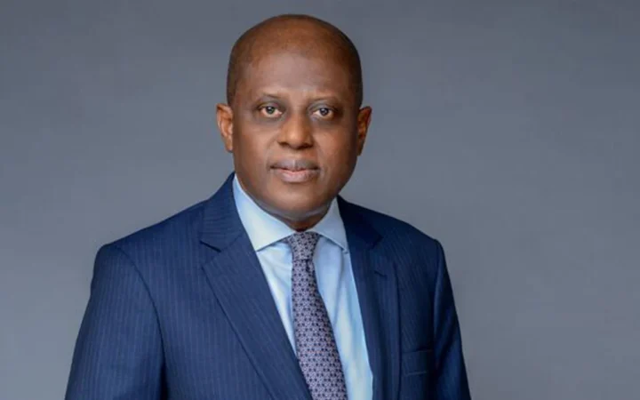 FG, CBN Sign Pact to Coordinate Inflation, Debt and Forex Policies